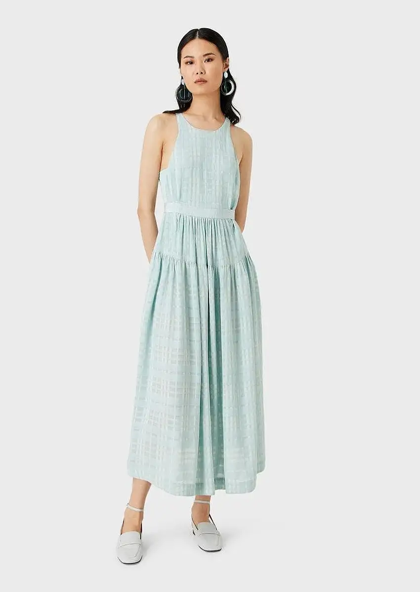 Abito lungo smanicato in viscosa check con cintura in