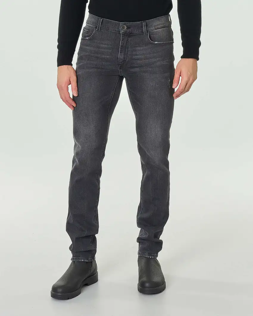 Jeans 370 lavaggio nero stone washed